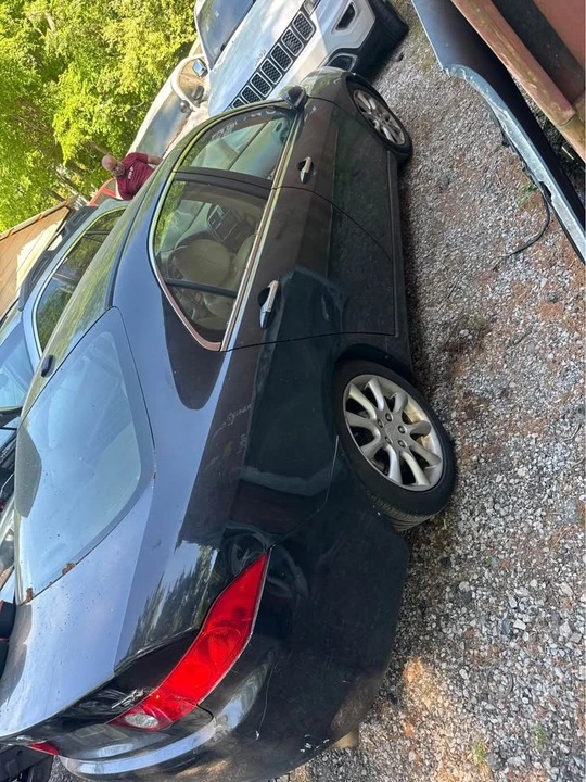 2005 Acura TSX 1st Gen - Image 3 of 8