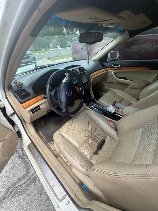 2005 Acura TSX 1st Gen - Image 9 of 11