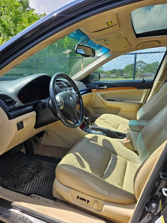 2005 Acura TSX 1st Gen - Image 10 of 12
