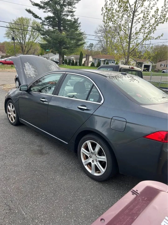 2005 Acura TSX 1st Gen - Image 2 of 3