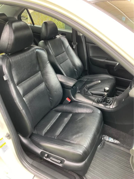 2005 Acura TSX 1st Gen - Image 13 of 18