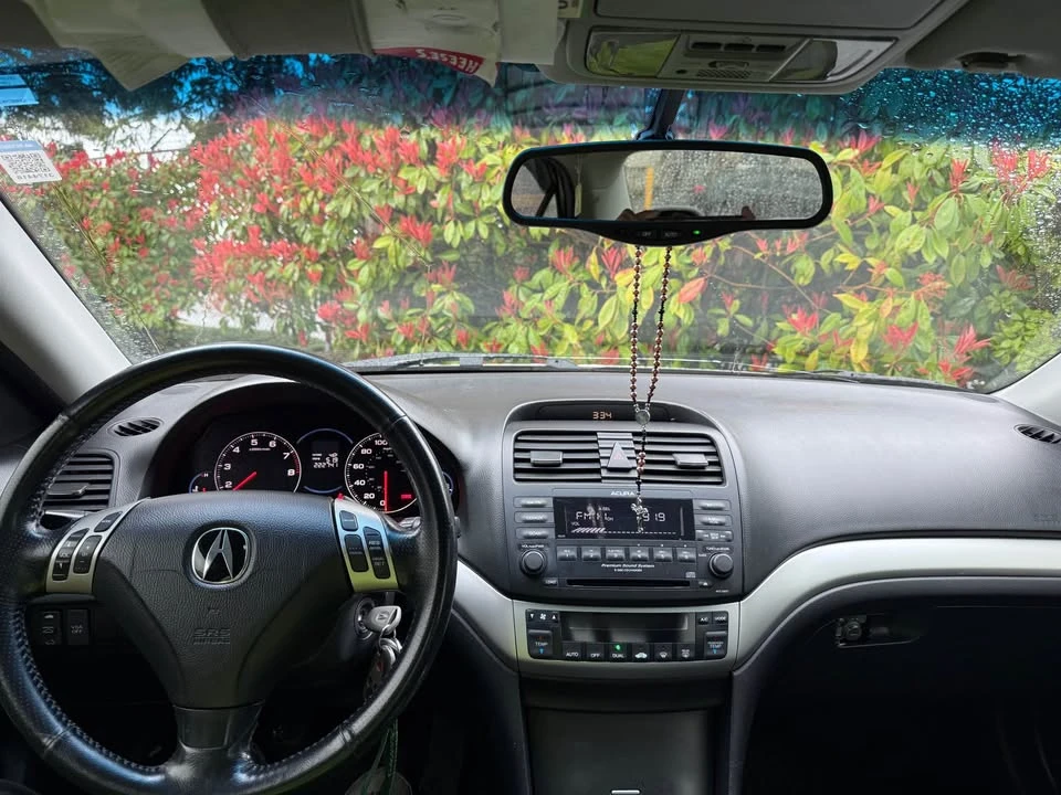 2005 Acura TSX 1st Gen - Image 11 of 18