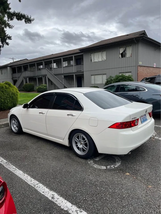 2005 Acura TSX 1st Gen - Image 2 of 18