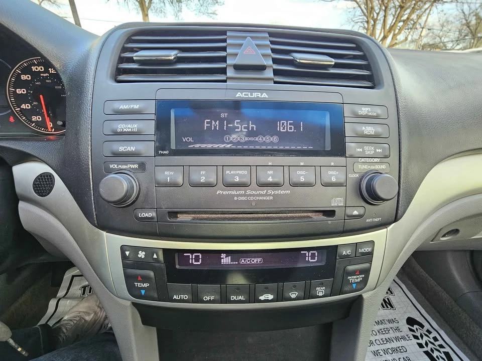 2005 Acura TSX 1st Gen - Image 10 of 18