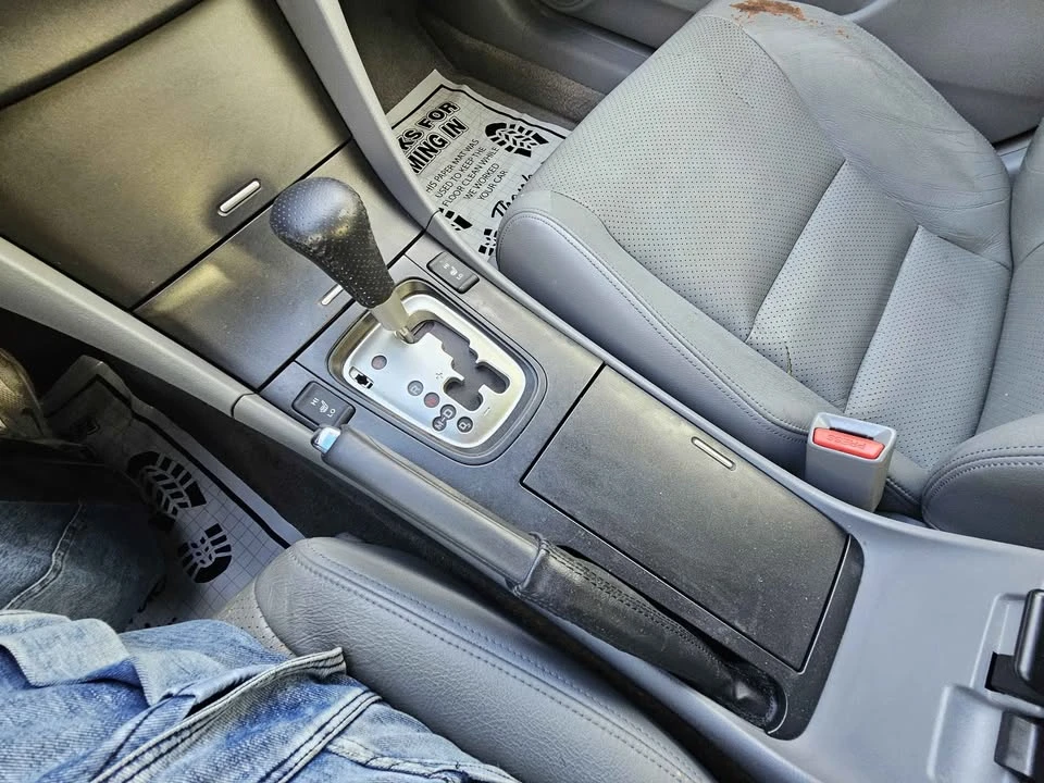 2005 Acura TSX 1st Gen - Image 16 of 18