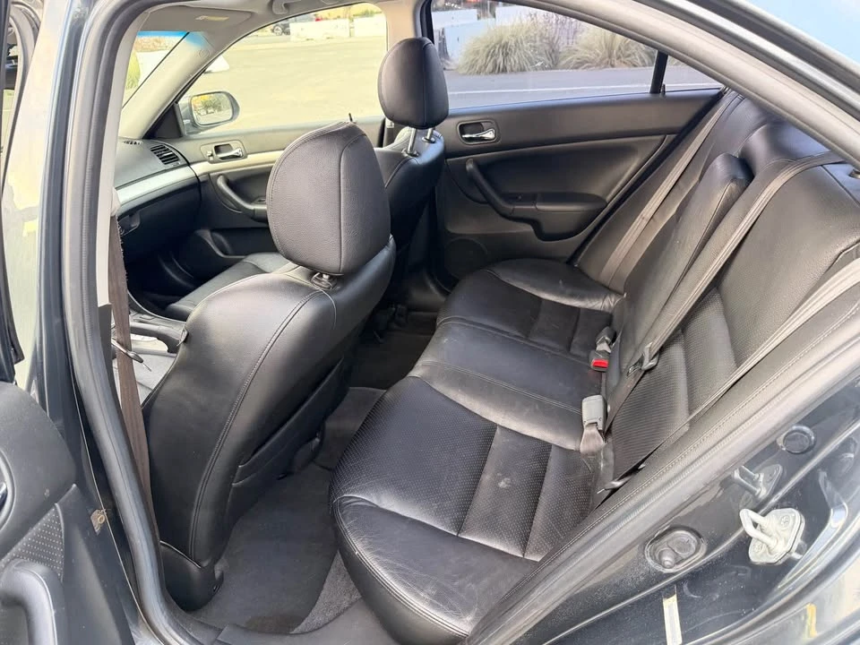2005 Acura TSX 1st Gen - Image 13 of 19