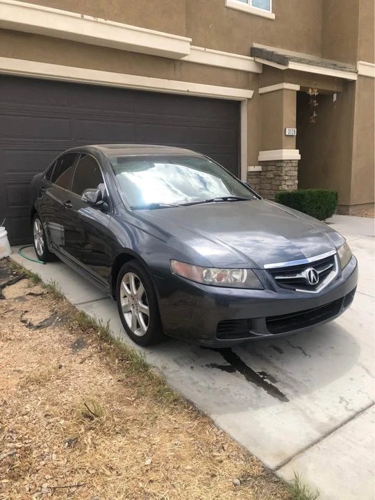 2005 Acura TSX 1st Gen - Image 2 of 14