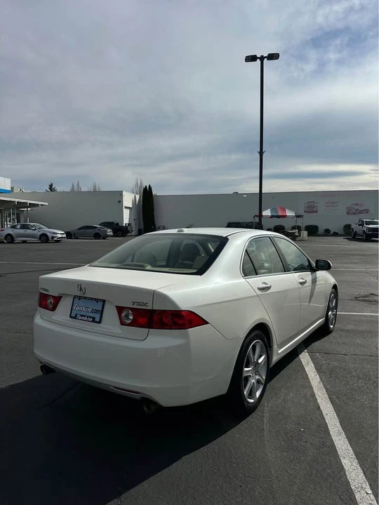 2005 Acura TSX 1st Gen - Image 3 of 4