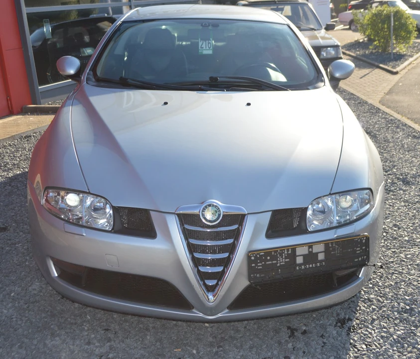 2005 Alfa Romeo GT - Image 6 of 30