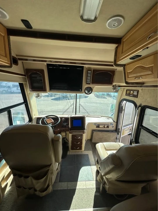 2005 Alfa Leisure RVs - Image 9 of 19