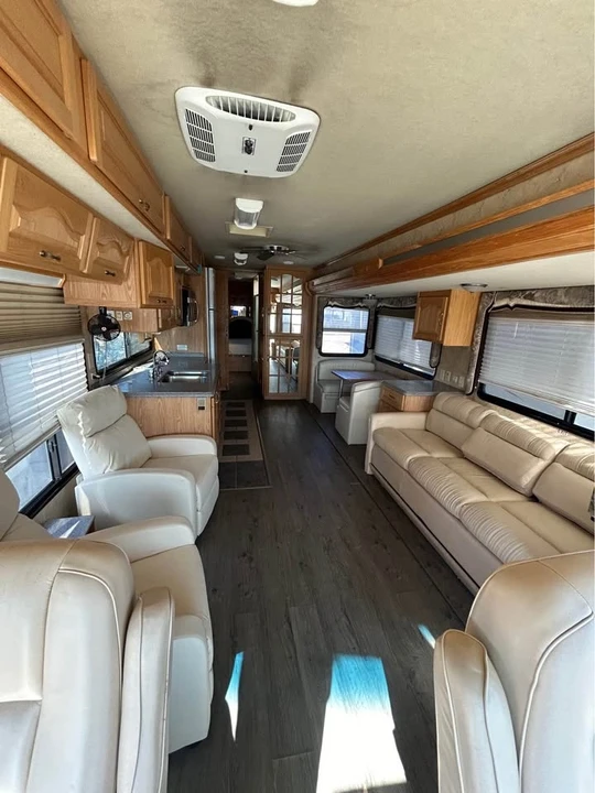 2005 Alfa Leisure RVs - Image 8 of 19