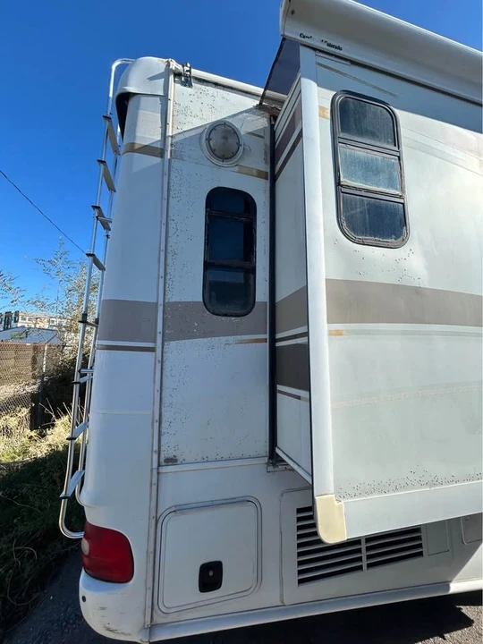 2005 Alfa Leisure RVs - Image 4 of 19