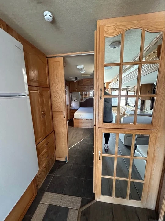 2005 Alfa Leisure RVs - Image 13 of 19