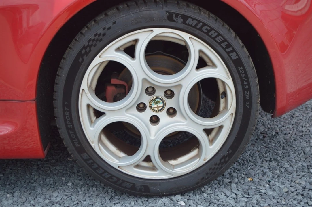 2005 Alfa Romeo 147 - Image 11 of 30