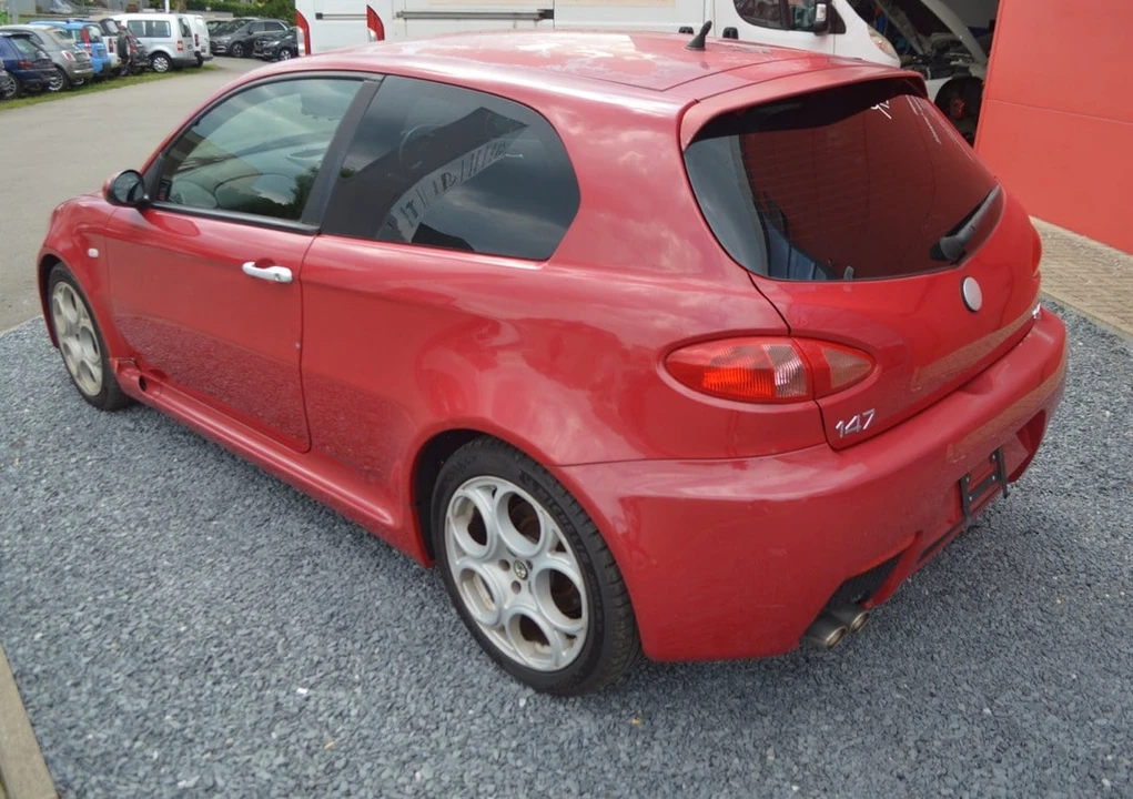 2005 Alfa Romeo 147 - Image 5 of 30