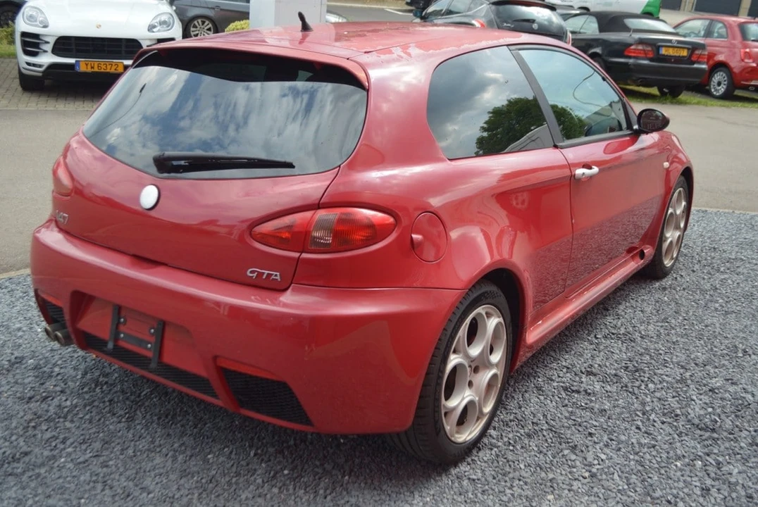 2005 Alfa Romeo 147 - Image 3 of 30
