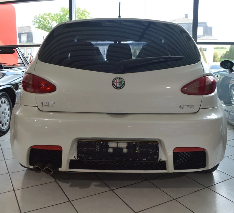 2005 Alfa Romeo 147 GTA - Image 7 of 30