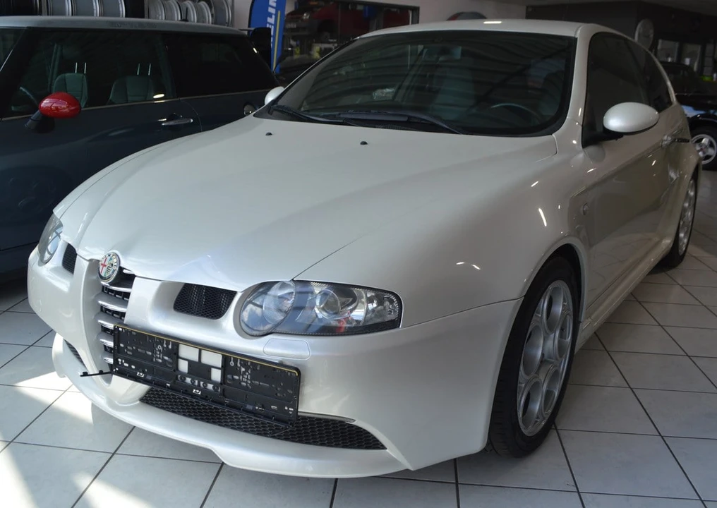 2005 Alfa Romeo 147 GTA - Image 8 of 30