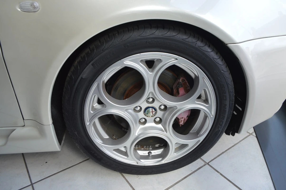 2005 Alfa Romeo 147 GTA - Image 14 of 30
