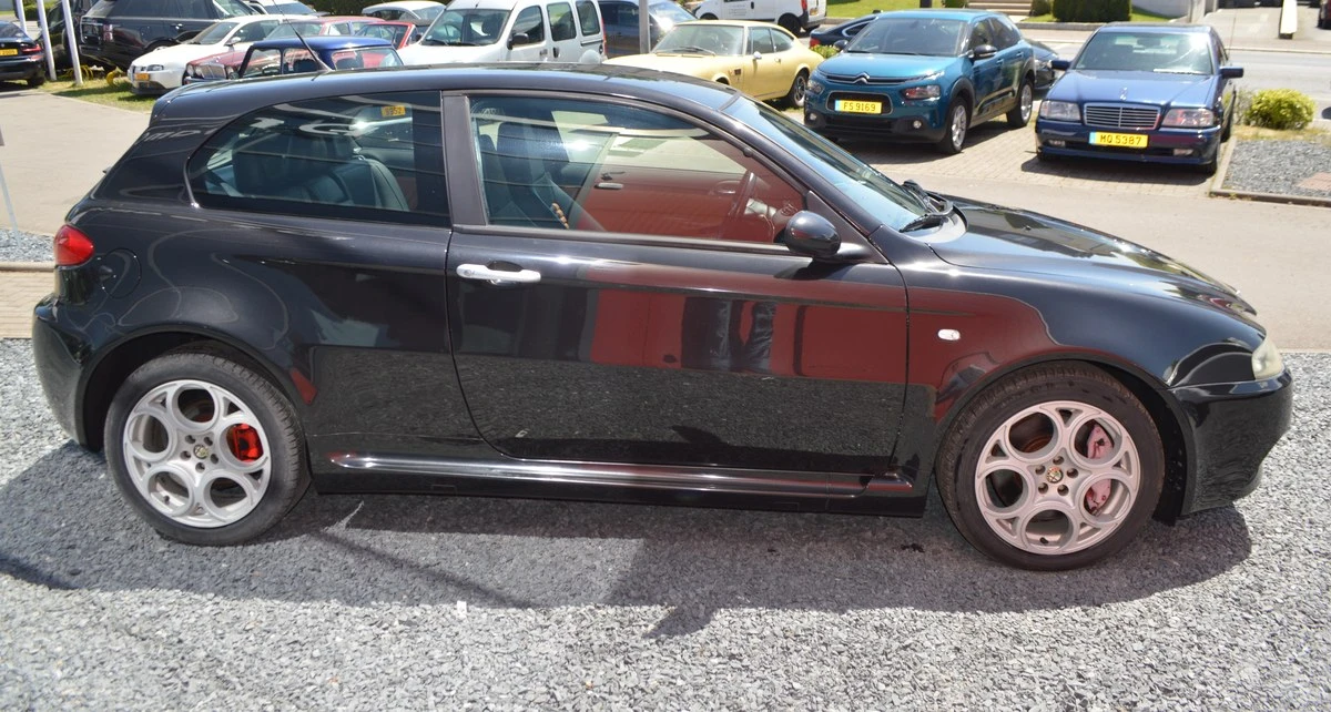 2005 Alfa Romeo 147 GTA - Image 8 of 30