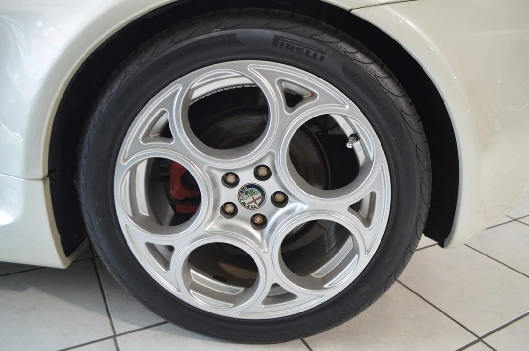 2005 Alfa Romeo 147 GTA - Image 11 of 30