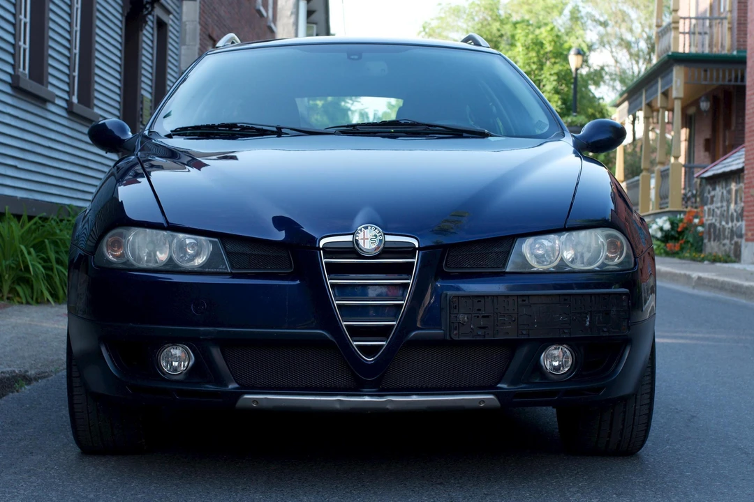 2005 Alfa Romeo 156 - Image 2 of 31