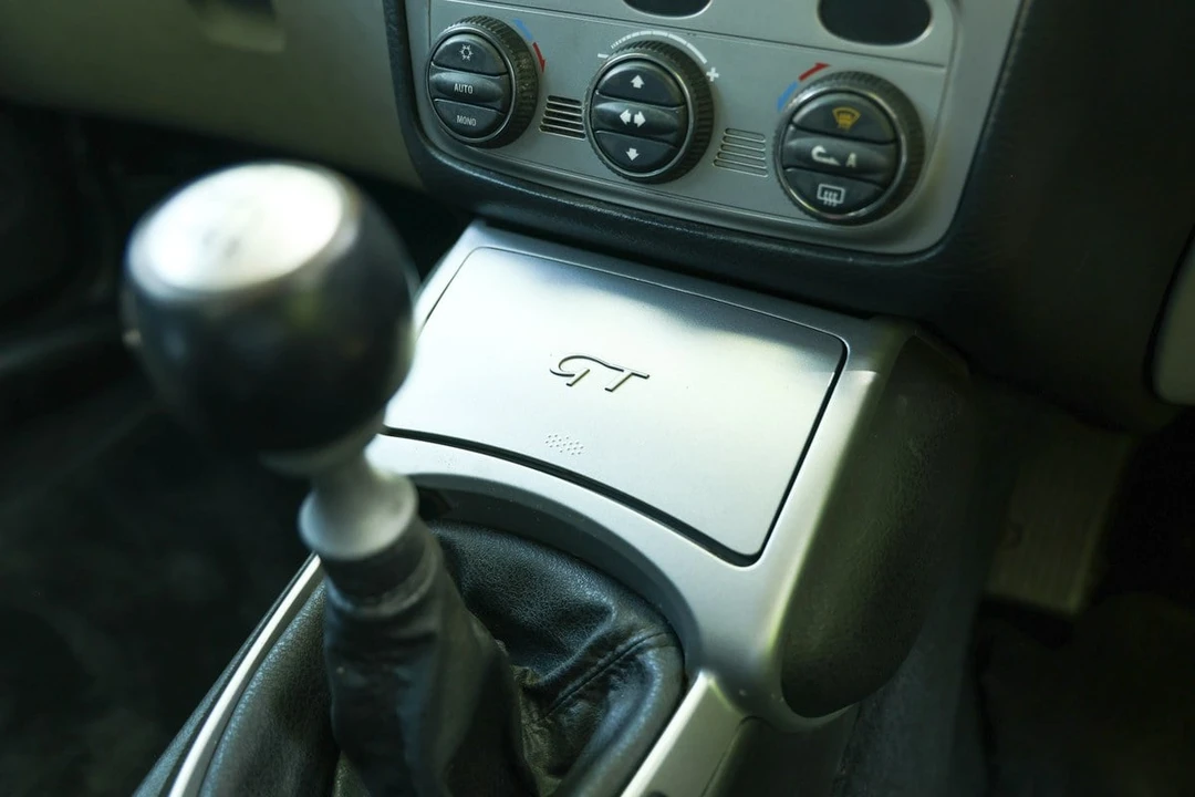 2005 Alfa Romeo GT - Image 22 of 30