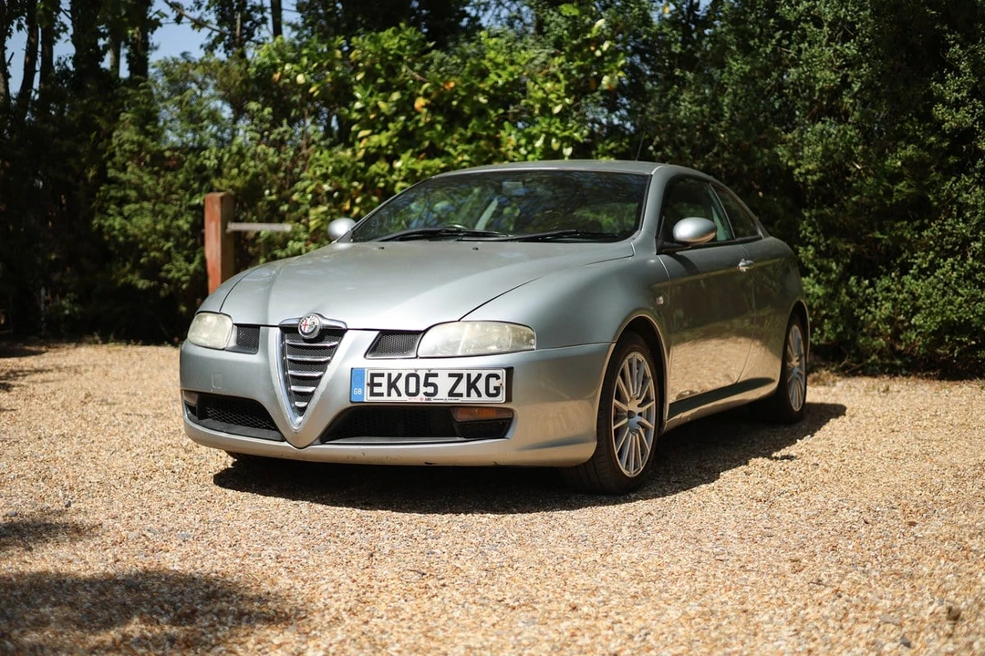 2005 Alfa Romeo GT - Image 2 of 31