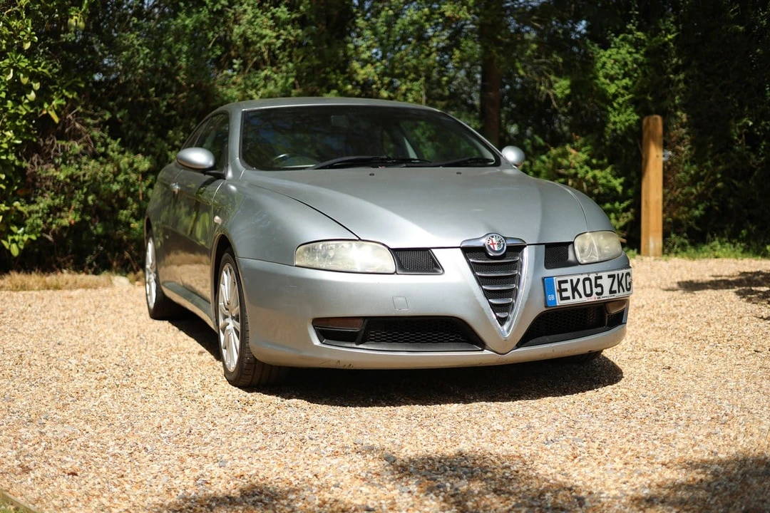 2005 Alfa Romeo GT - Image 9 of 31