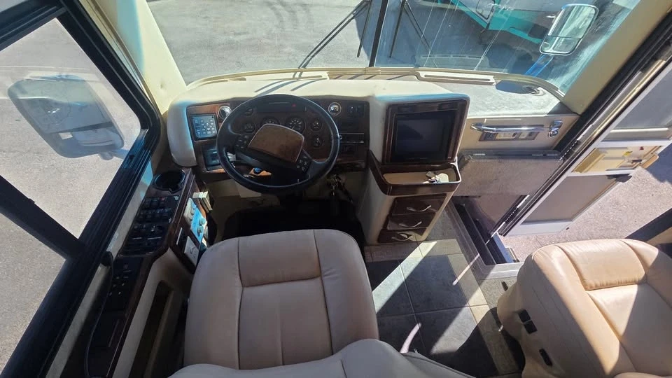 2005 Alfa Leisure RVs - Image 10 of 16