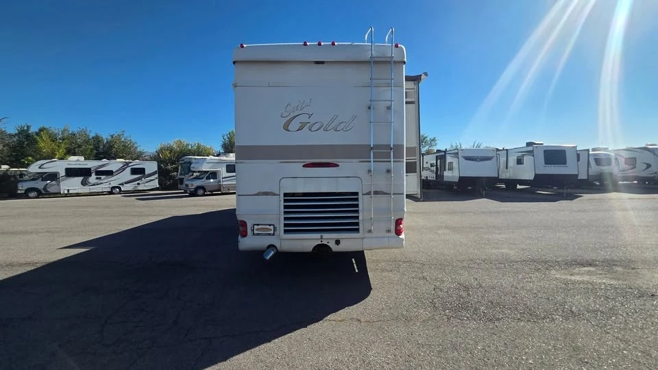 2005 Alfa Leisure RVs - Image 4 of 16