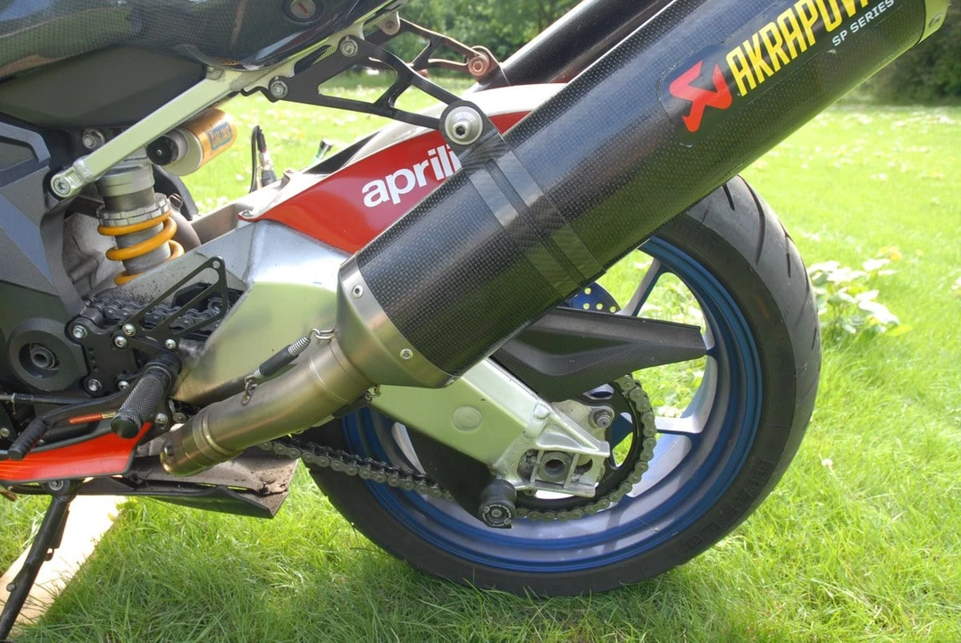 2005 Aprilia - Image 13 of 21