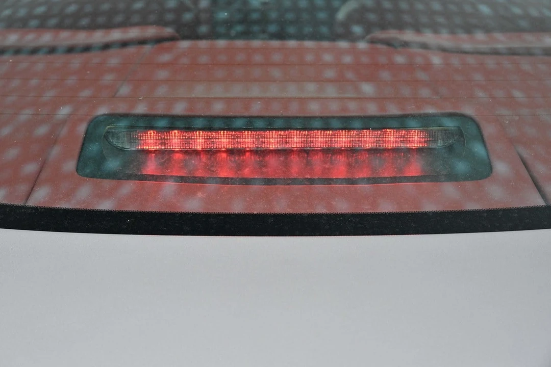 2005 Aston Martin DB9 - Image 20 of 30