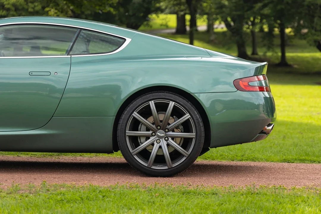 2005 Aston Martin DB9 - Image 21 of 30