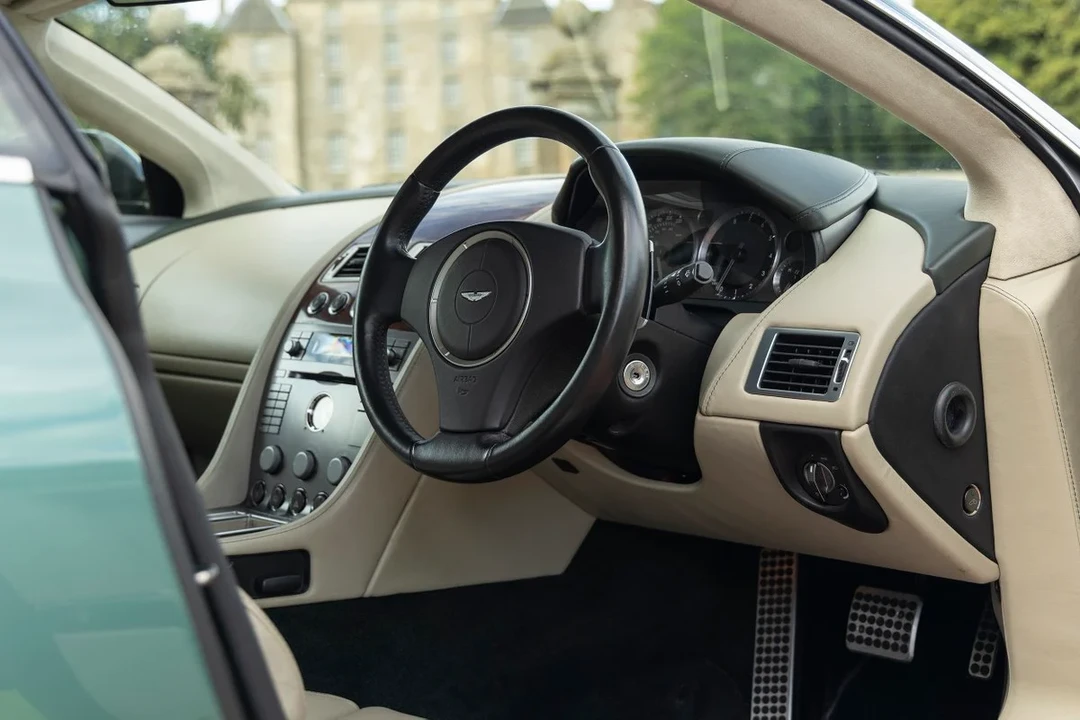 2005 Aston Martin DB9 - Image 4 of 30