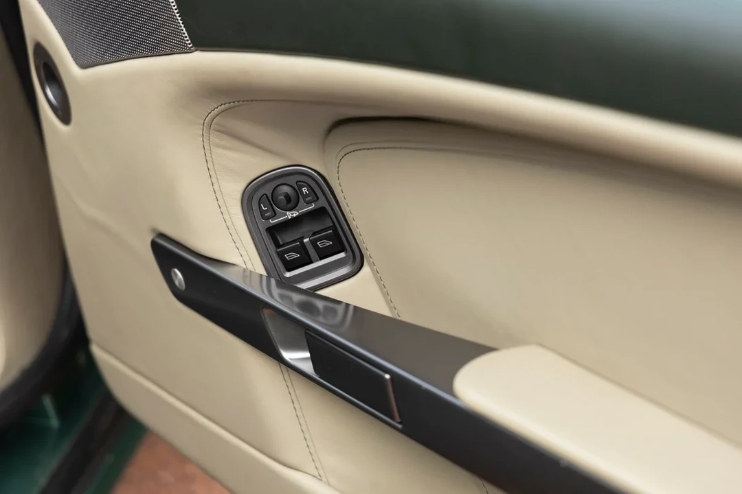 2005 Aston Martin DB9 - Image 24 of 30