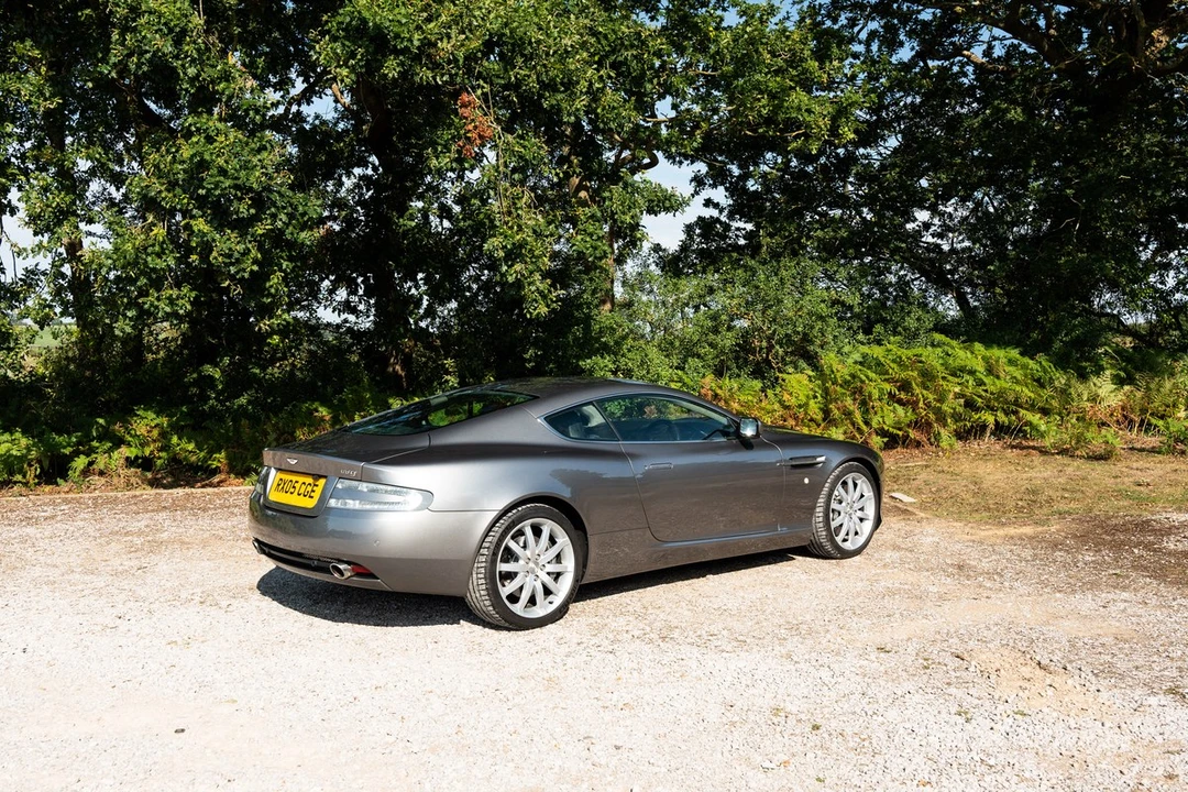 2005 Aston Martin DB9 - Image 16 of 30