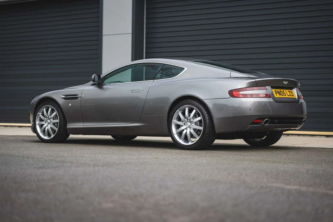2005 Aston Martin DB9 - Image 25 of 30