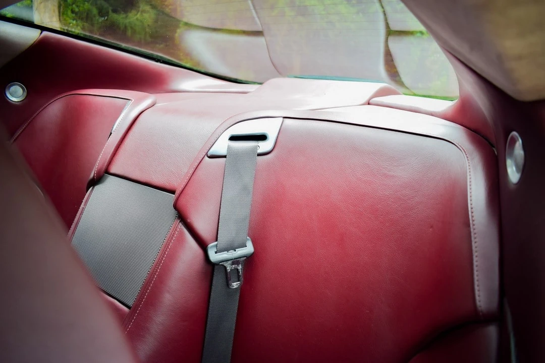 2005 Aston Martin DB9 - Image 26 of 30