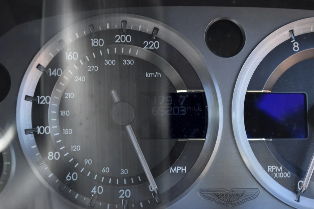 2005 Aston Martin DB9 - Image 20 of 30