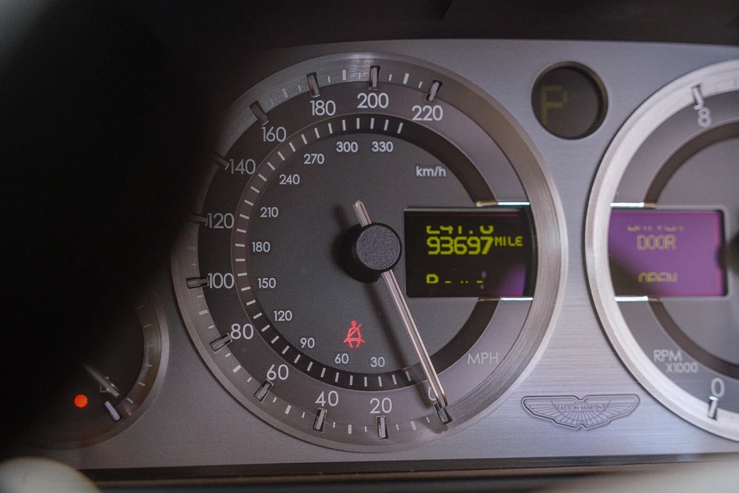 2005 Aston Martin DB9 - Image 24 of 30