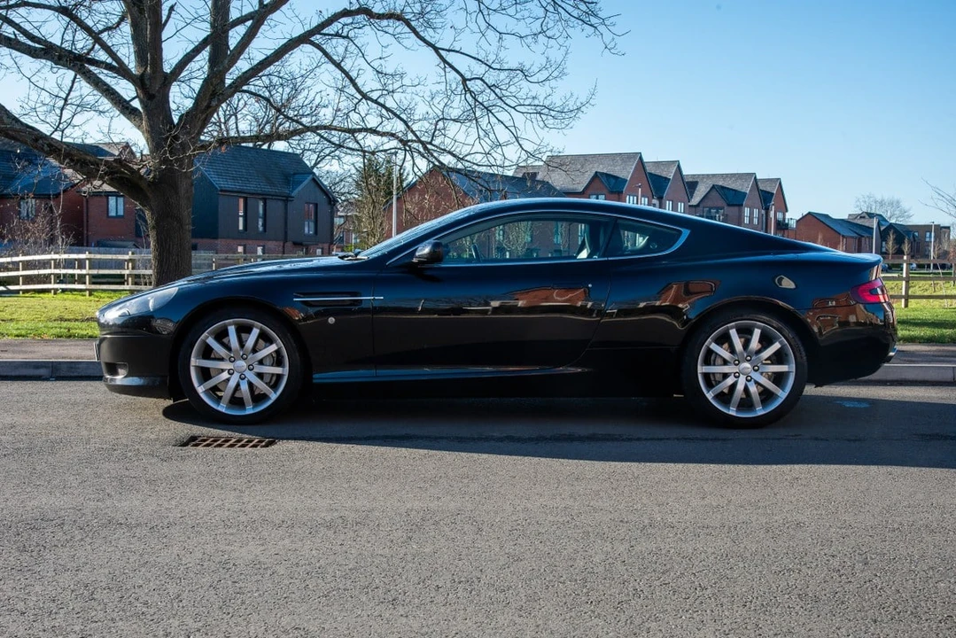 2005 Aston Martin DB9 - Image 13 of 30