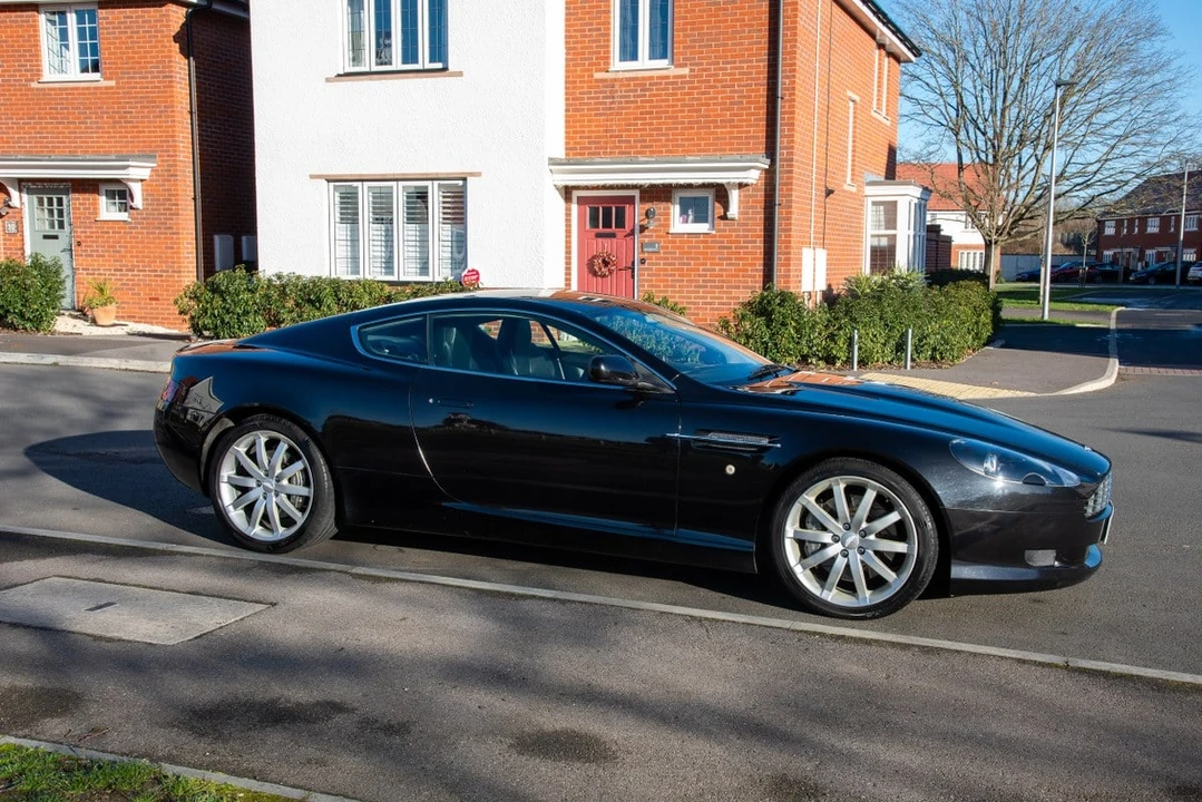 2005 Aston Martin DB9 - Image 16 of 30