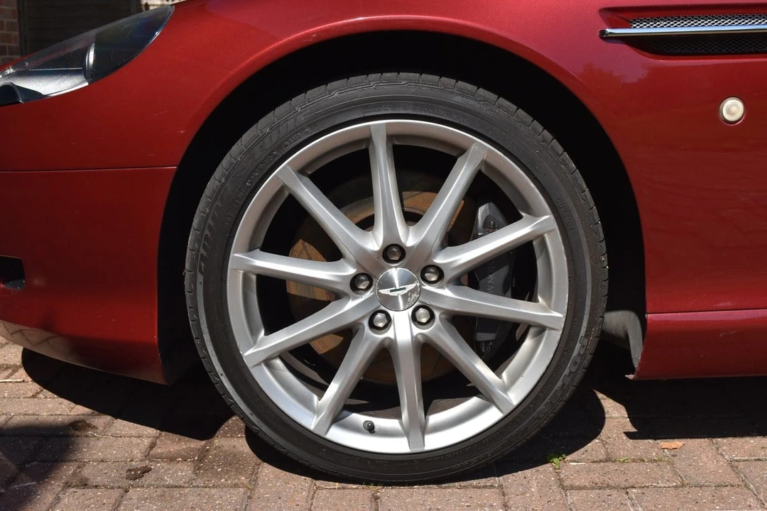 2005 Aston Martin DB9 - Image 6 of 30