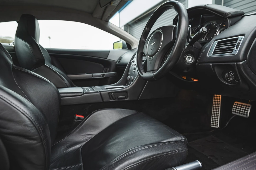 2005 Aston Martin DB9 - Image 30 of 30