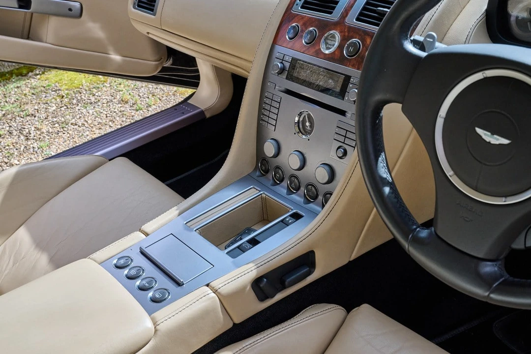 2005 Aston Martin DB9 - Image 26 of 30