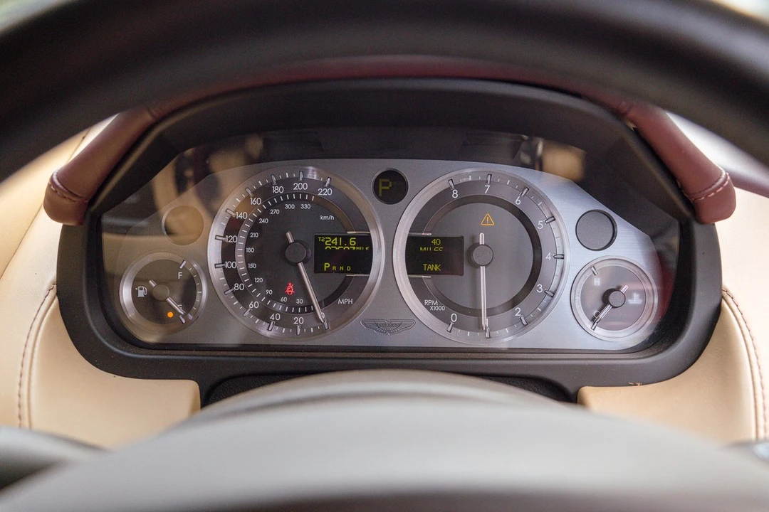2005 Aston Martin DB9 - Image 23 of 30