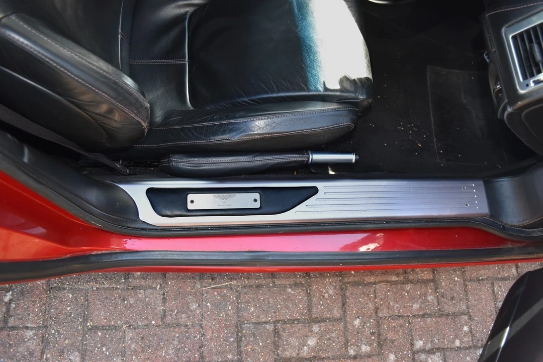 2005 Aston Martin DB9 - Image 14 of 30
