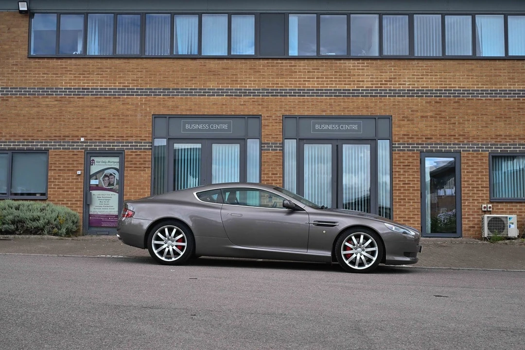 2005 Aston Martin DB9 - Image 9 of 30