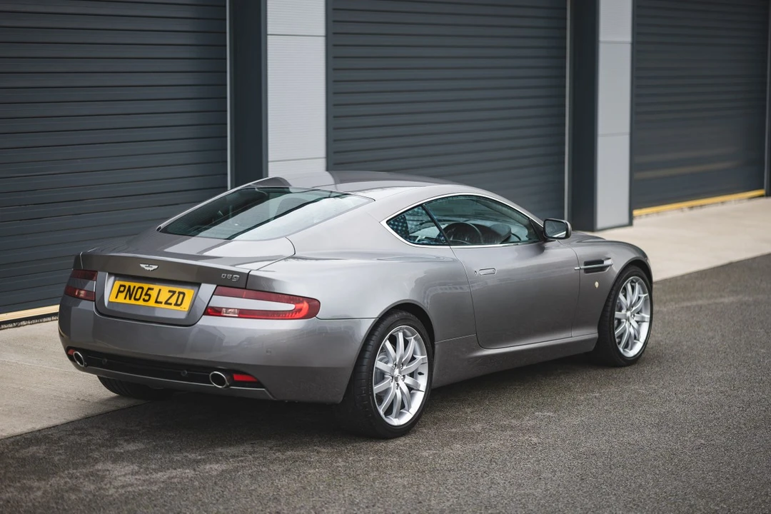 2005 Aston Martin DB9 - Image 11 of 30
